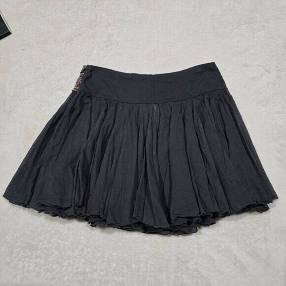 Free People ✦ Boho Charcoal Grey Mini Skirt ✦ Embellished Waistband XS EUC - Picture 3 of 8